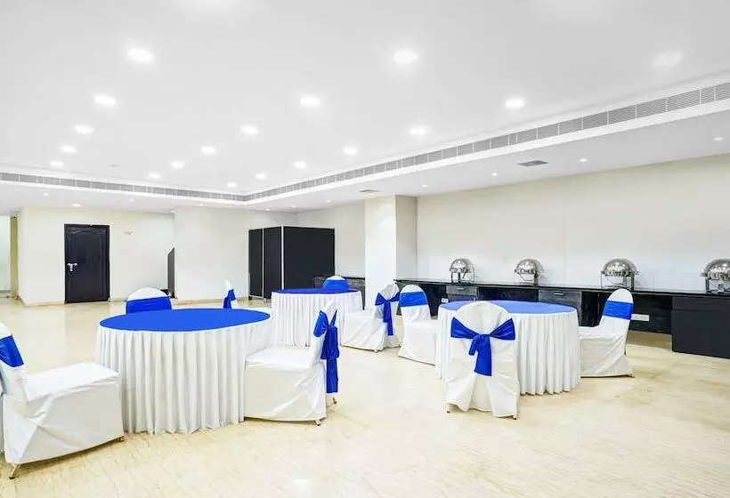 ホテル Treebo Madhuvan Grand