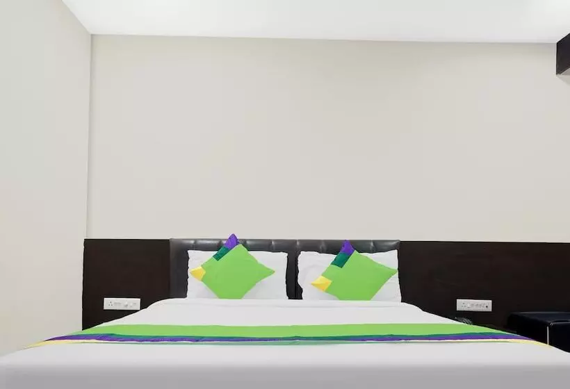 ホテル Treebo Madhuvan Grand