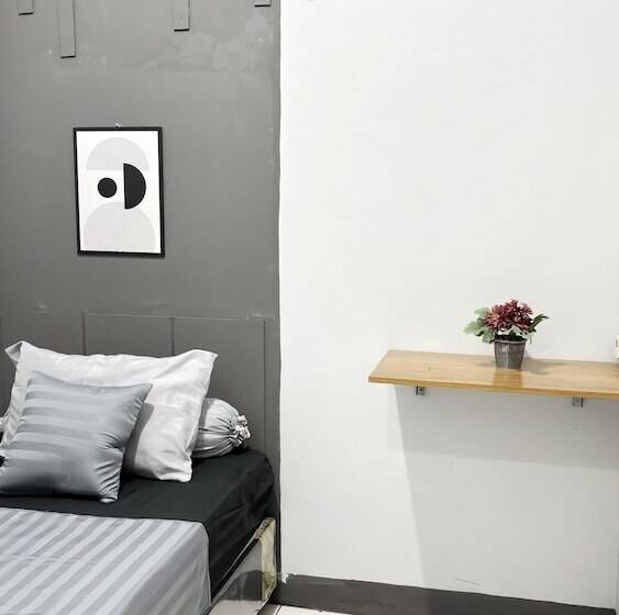 酒店 Ngekost Harian