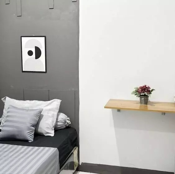 Hotel Ngekost Harian