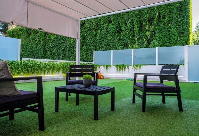 تختخواب و صبحانه Enjoy Living