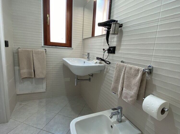 مبيت وإفطار Scala Dei Turchi Palace Suites