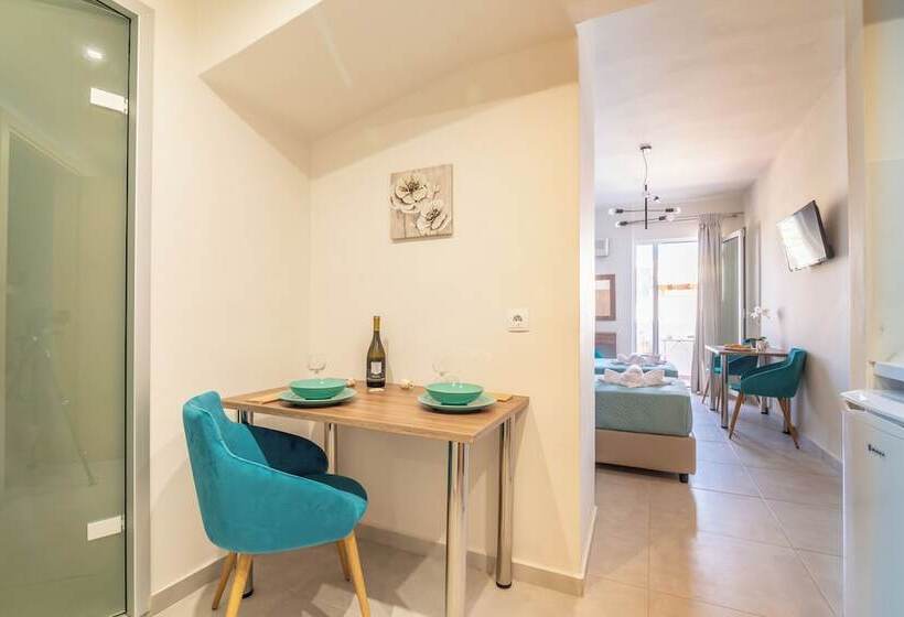 호텔 Asterion Luxury Studios Airport