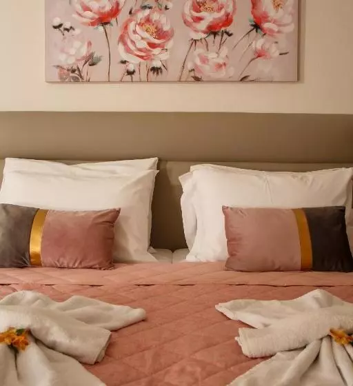 ホテル Asterion Luxury Studios Airport