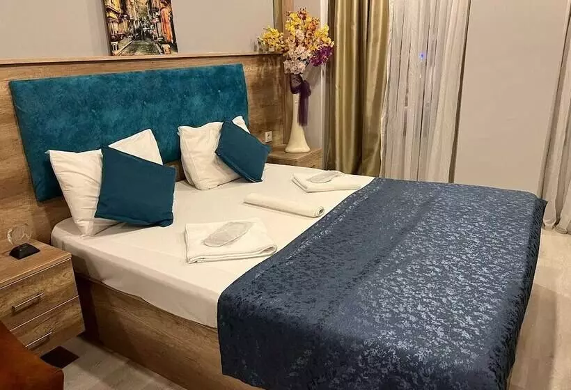 Hotelli Destinia Pera