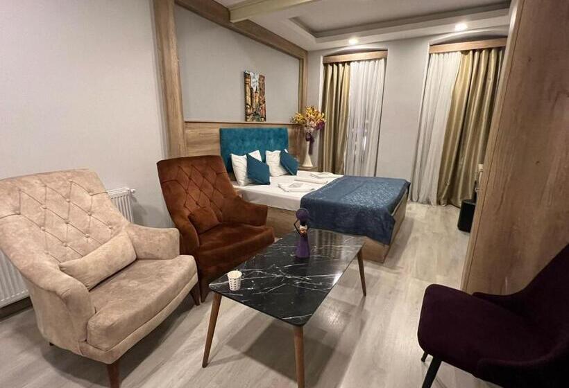 هتل Destinia Pera