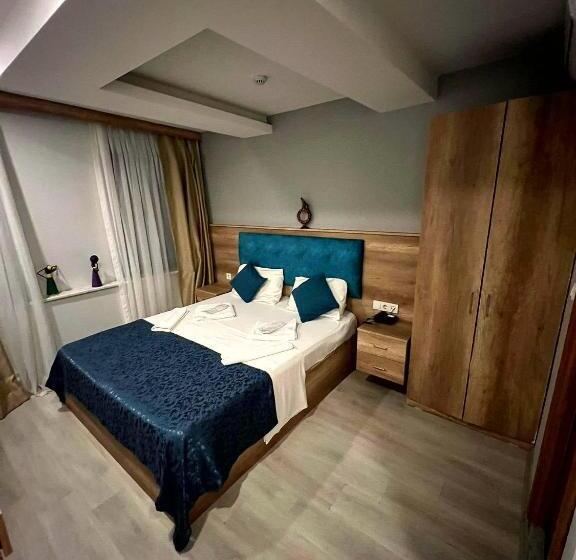 هتل Destinia Pera