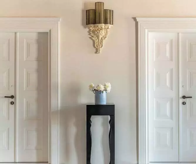 Hotelli Fos Hydra Residence