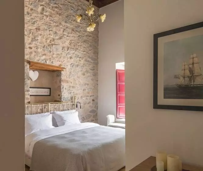 Hotelli Fos Hydra Residence