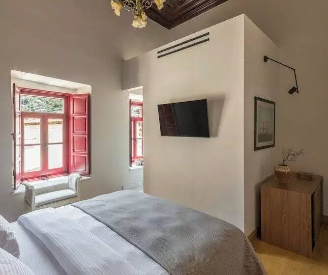 Hotelli Fos Hydra Residence