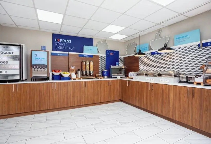 ホテル Holiday Inn Express And Suites Ormond Beach North Daytona By Ihg