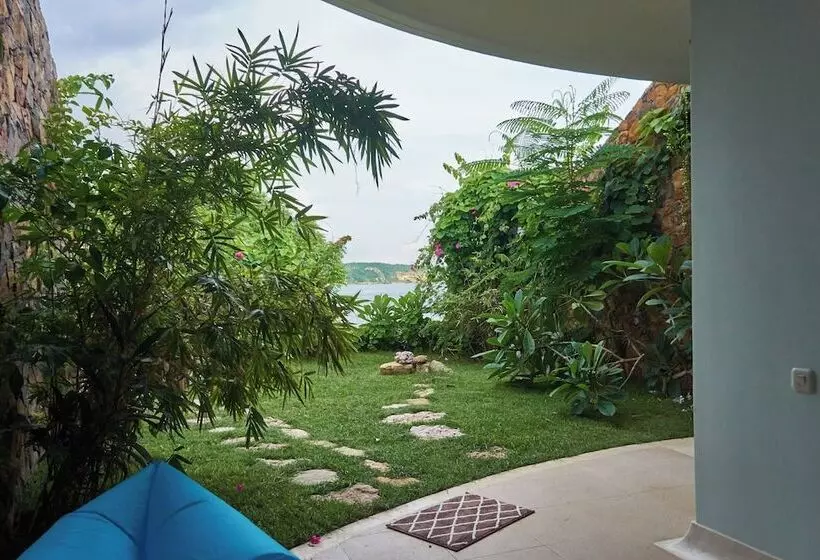 Hotelli Inlight Lombok Eco Resort