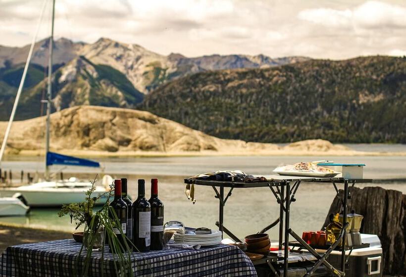 호텔 Isla Victoria   Folk Camp