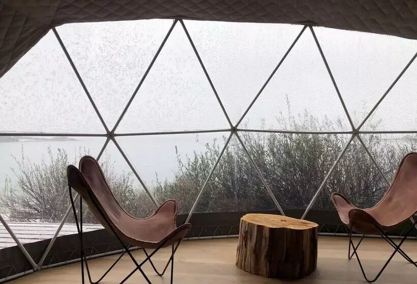 Hotelli Isla Victoria   Folk Camp