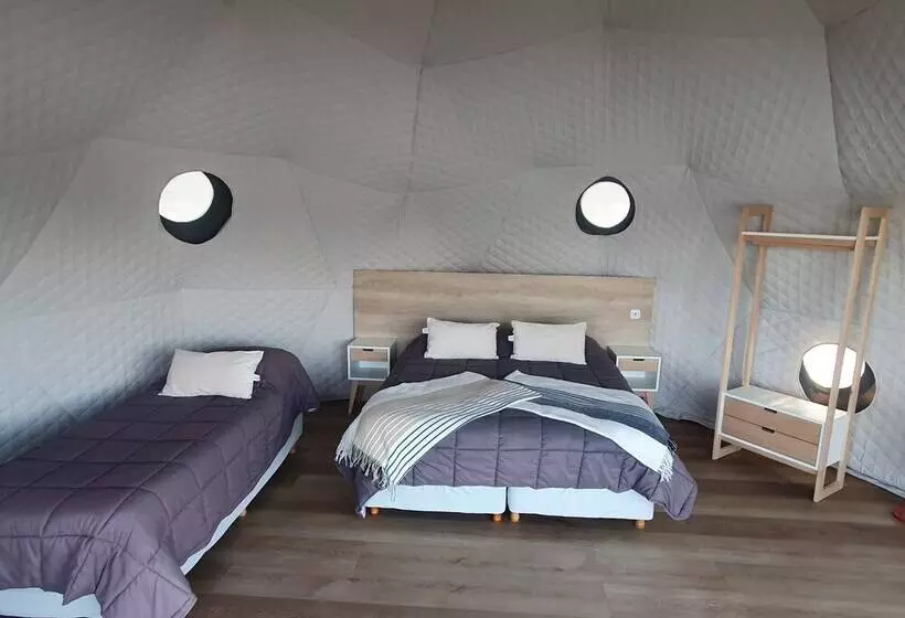 Hotelli Isla Victoria   Folk Camp