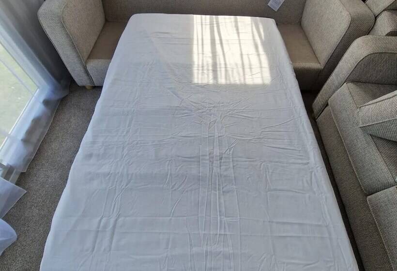 בית מלון כפרי Luxuary Static Caravan Sleeps 6 Coopers Beach   Luxurious Get Away