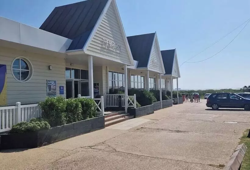 ホテル Luxuary Static Caravan Sleeps 6 Coopers Beach   Luxurious Get Away