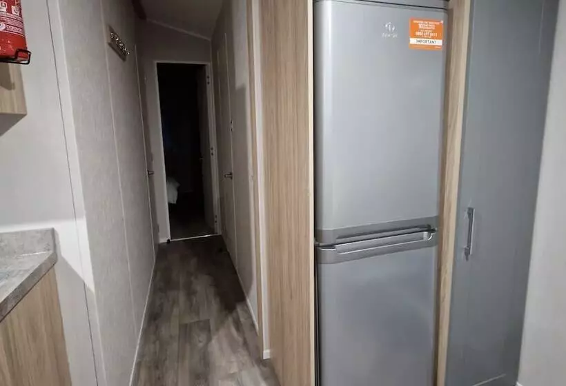 ホテル Luxuary Static Caravan Sleeps 6 Coopers Beach   Luxurious Get Away