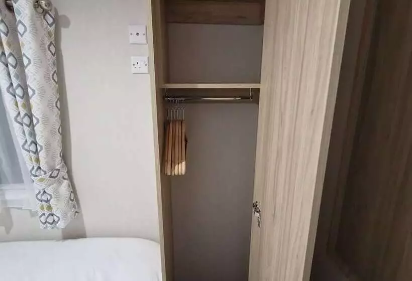 ホテル Luxuary Static Caravan Sleeps 6 Coopers Beach   Luxurious Get Away