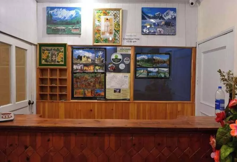 هتل Naltar Palace