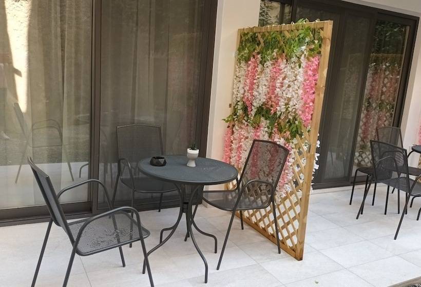 Km Luxury Apart Downtown