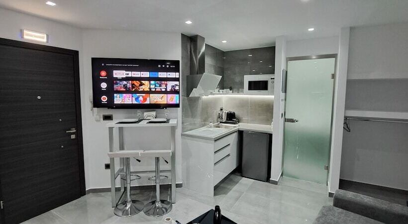 Km Luxury Apart Downtown