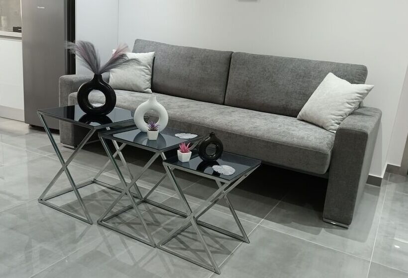 Km Luxury Apart Downtown