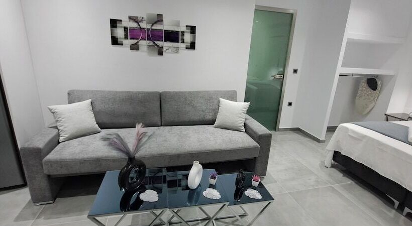 Km Luxury Apart Downtown