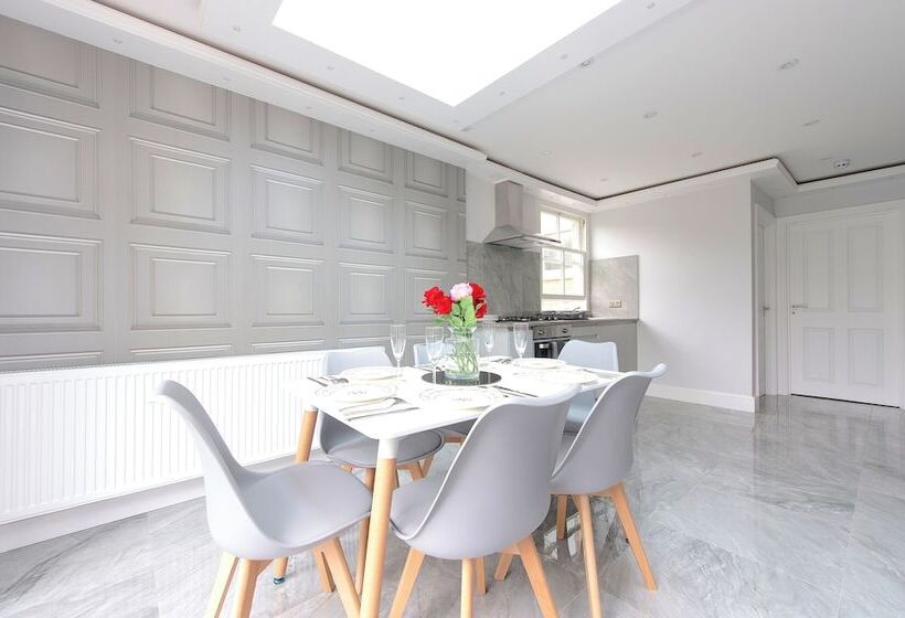 Пансион Hackney Suites En Suite Rooms & Amenities