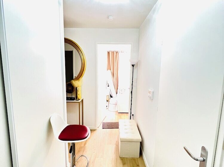 اقامتگاه 156 Av. Pasteur B1