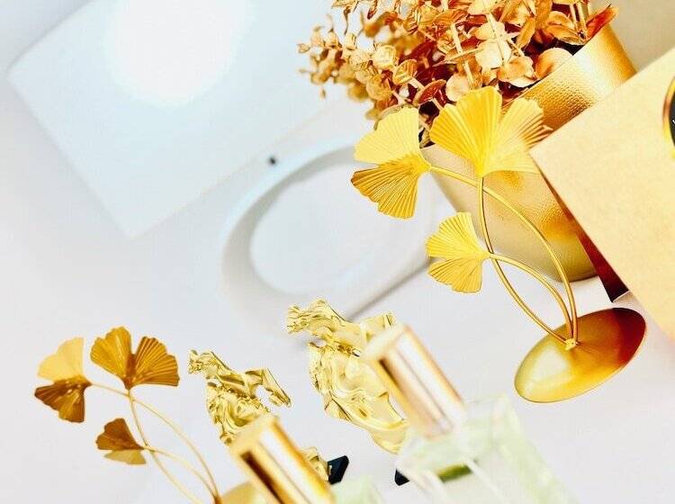 اقامتگاه 156 Av. Pasteur B1