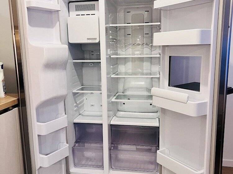 اقامتگاه 156 Av. Pasteur B1