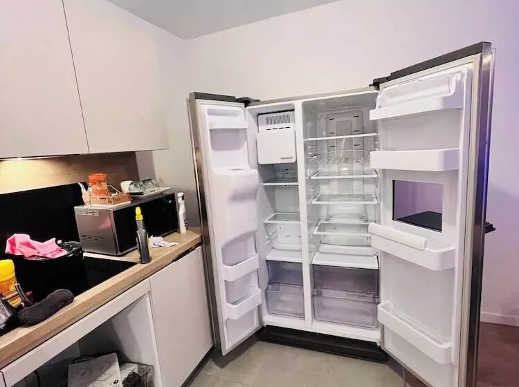 Residenssi 156 Av. Pasteur B1