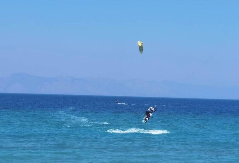 レジデンス Freeman Greenlees Hellenic Garden House