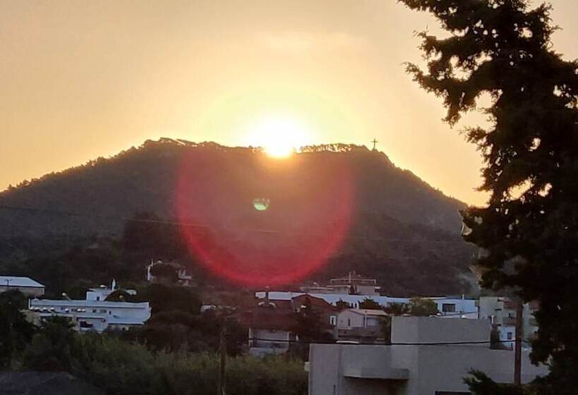 レジデンス Freeman Greenlees Hellenic Garden House