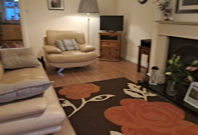 レジデンス No 3 Main St, Charming 3 Bed House In Bellaghy