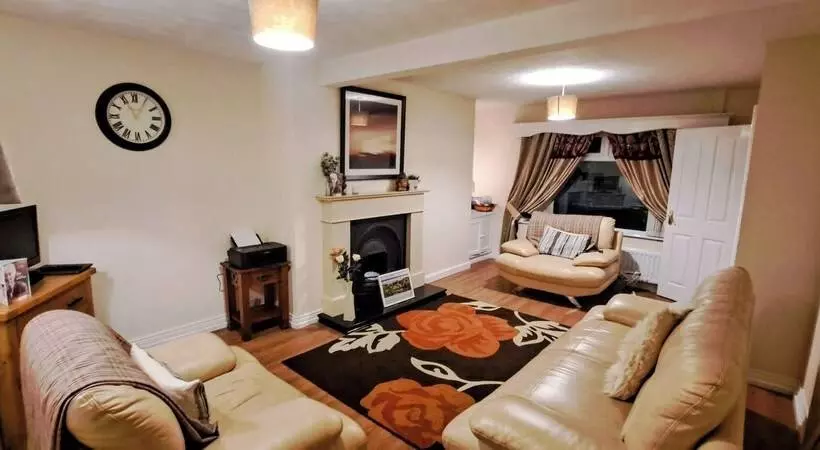Residenssi No 3 Main St, Charming 3 Bed House In Bellaghy