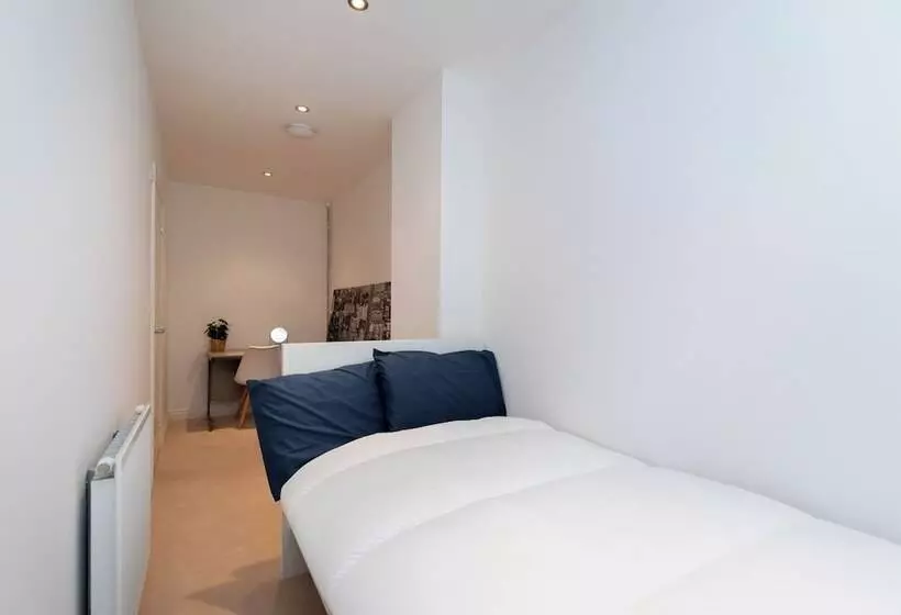 レジデンス Stunning 5 Bed House In Ashford