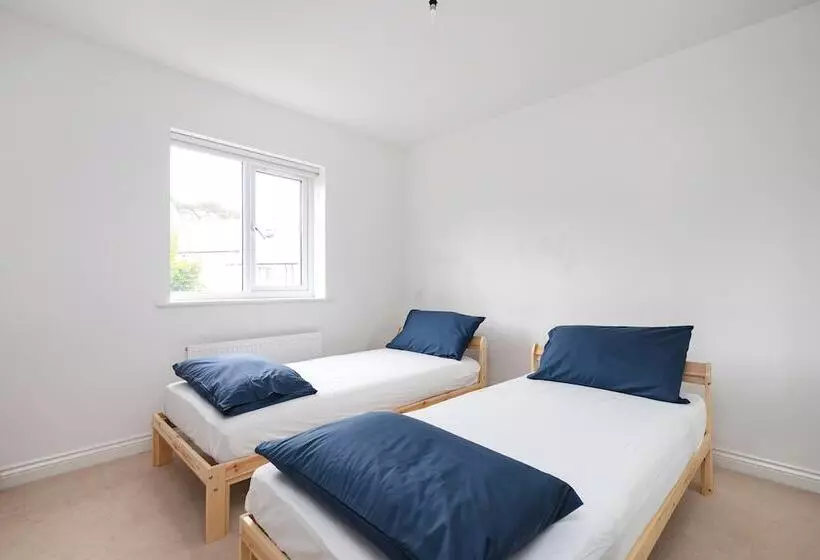 レジデンス Stunning 5 Bed House In Ashford