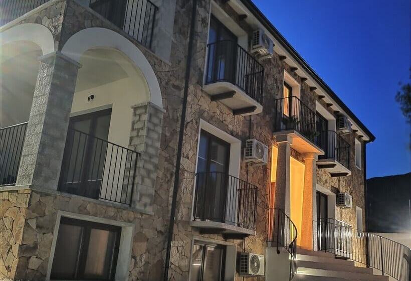 レジデンス Suite Apartments I4mori Porto Pino