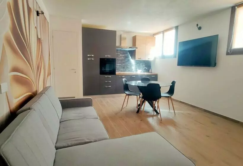 Residenssi Suite Apartments I4mori Porto Pino