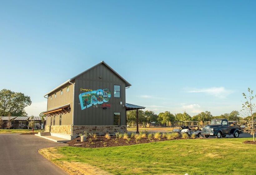 Resort Camp Fimfo Waco