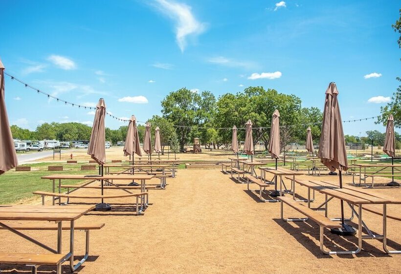 Resort Camp Fimfo Waco