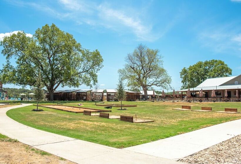 Resort Camp Fimfo Waco