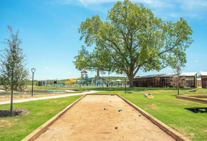 Resort Camp Fimfo Waco