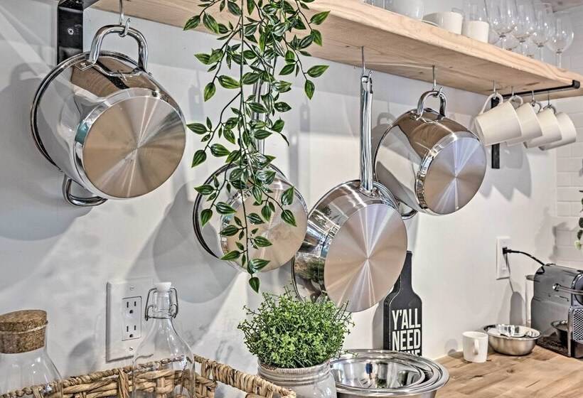 Smallwood Oasis W/ 2 Bikes & Private Hot Tub!