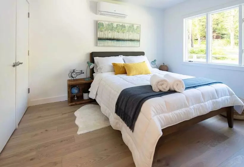 Smallwood Oasis W/ 2 Bikes & Private Hot Tub!