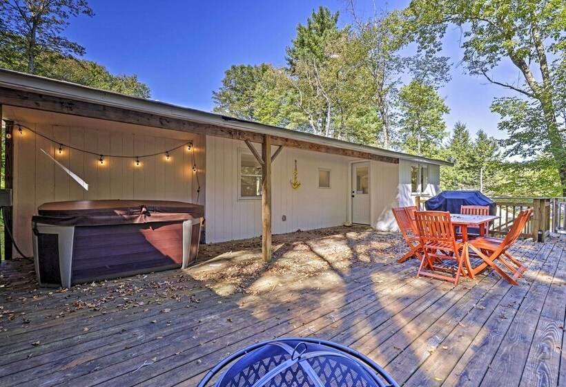 Smallwood Oasis W/ 2 Bikes & Private Hot Tub!