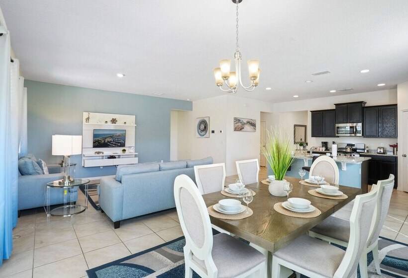 8032 Oak Shadow Court