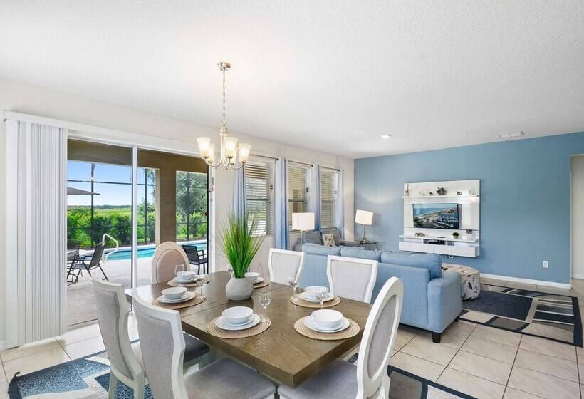 8032 Oak Shadow Court